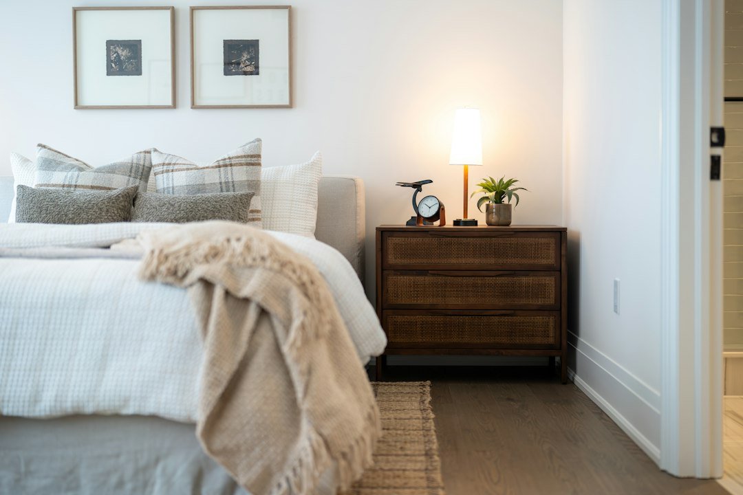 Simple Ways to Make Your Bedroom Feel More Relaxing
